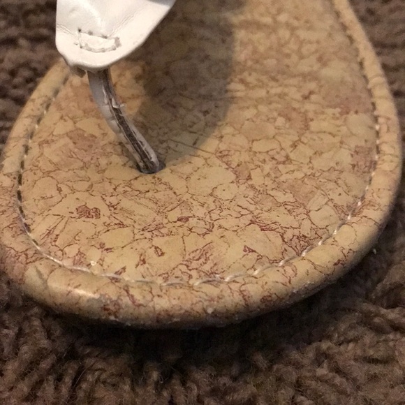 Cute white sandals - Picture 4 of 5